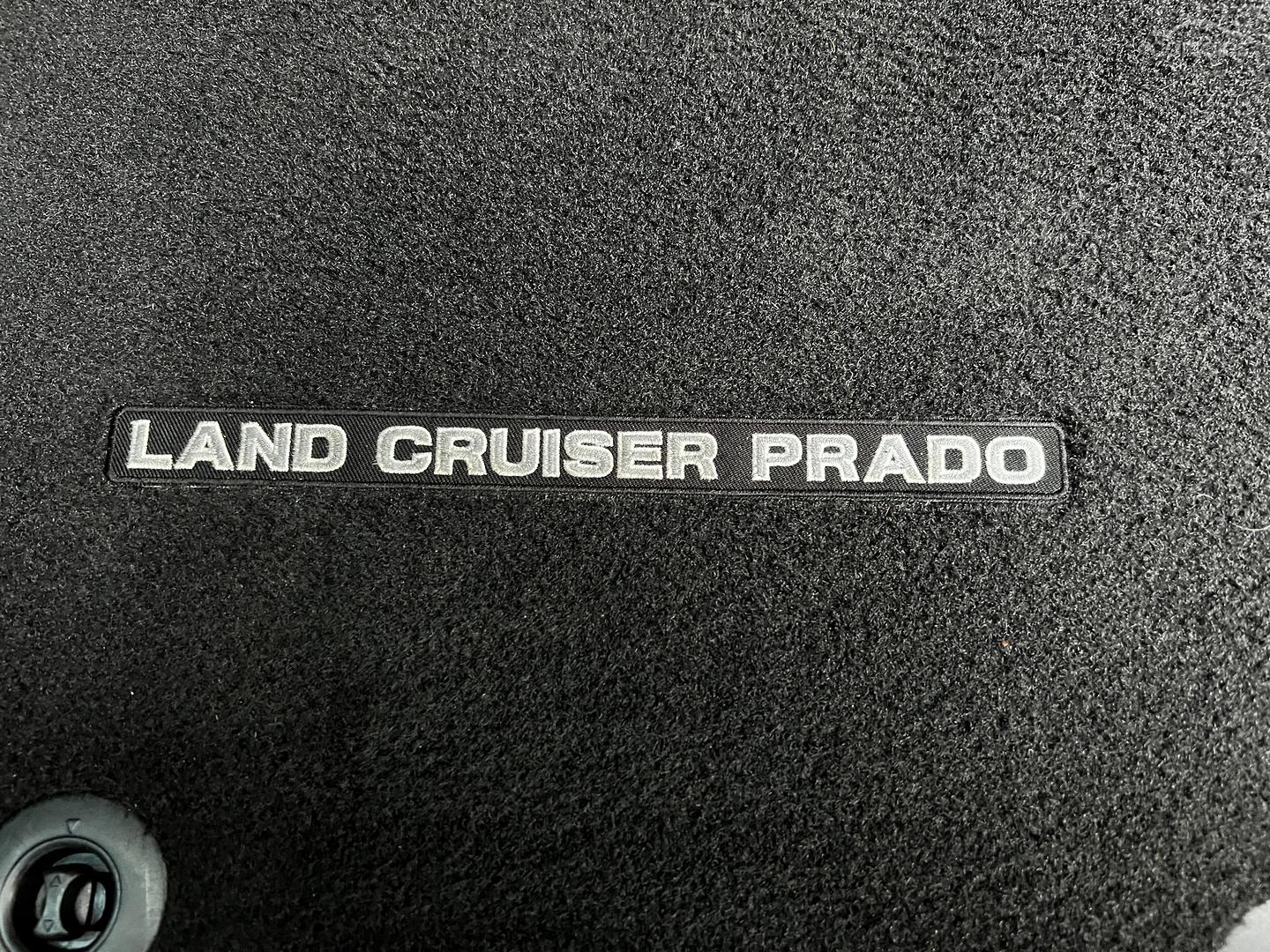 2018 Toyota Landcruiser Prado Image 17
