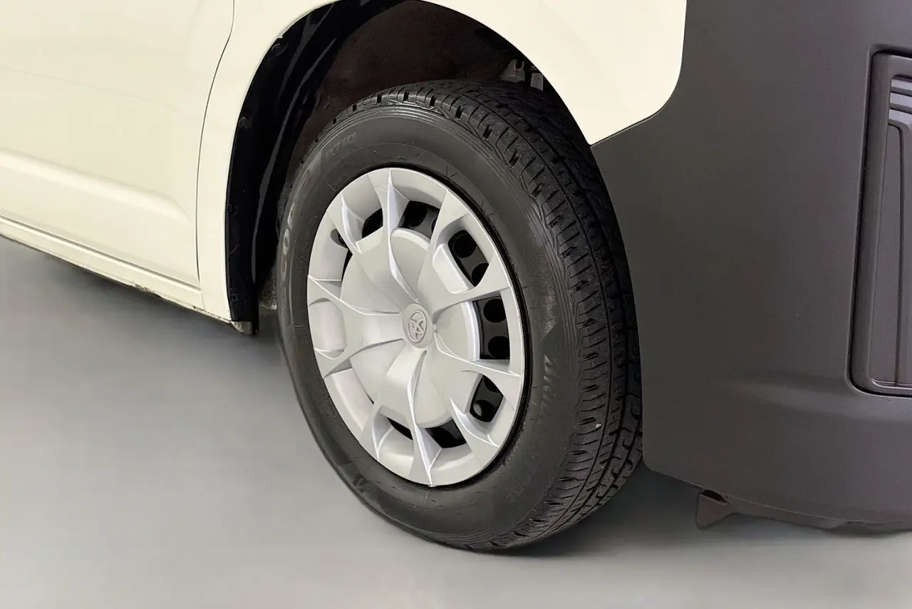 2024 Toyota Hiace Gallery Image 26