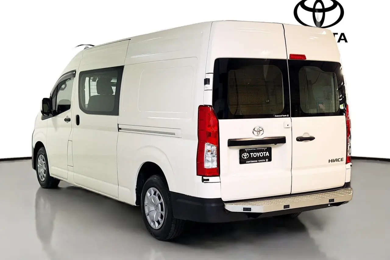 2024 Toyota Hiace Gallery Image 31
