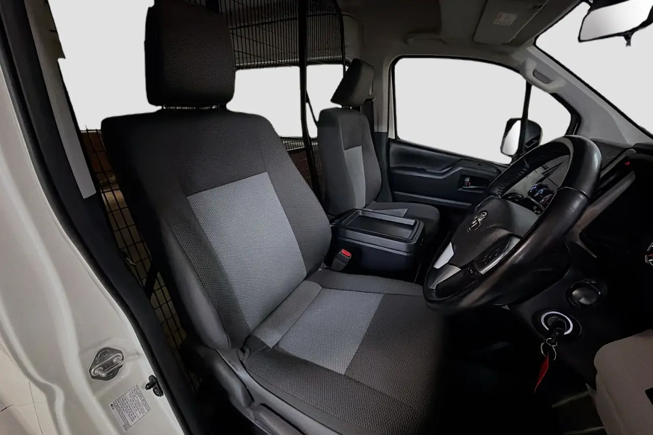 2024 Toyota Hiace Gallery Image 37