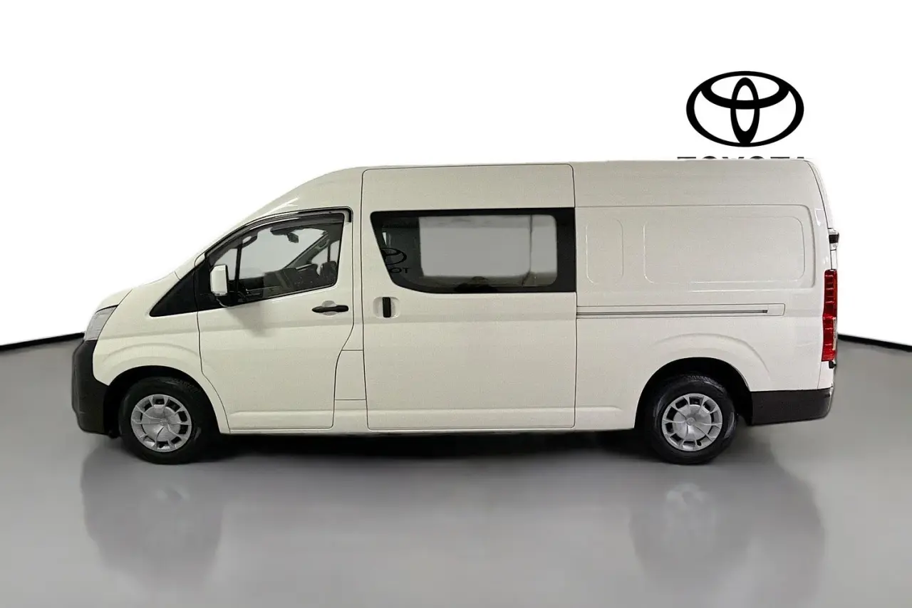 2024 Toyota Hiace Gallery Image 5
