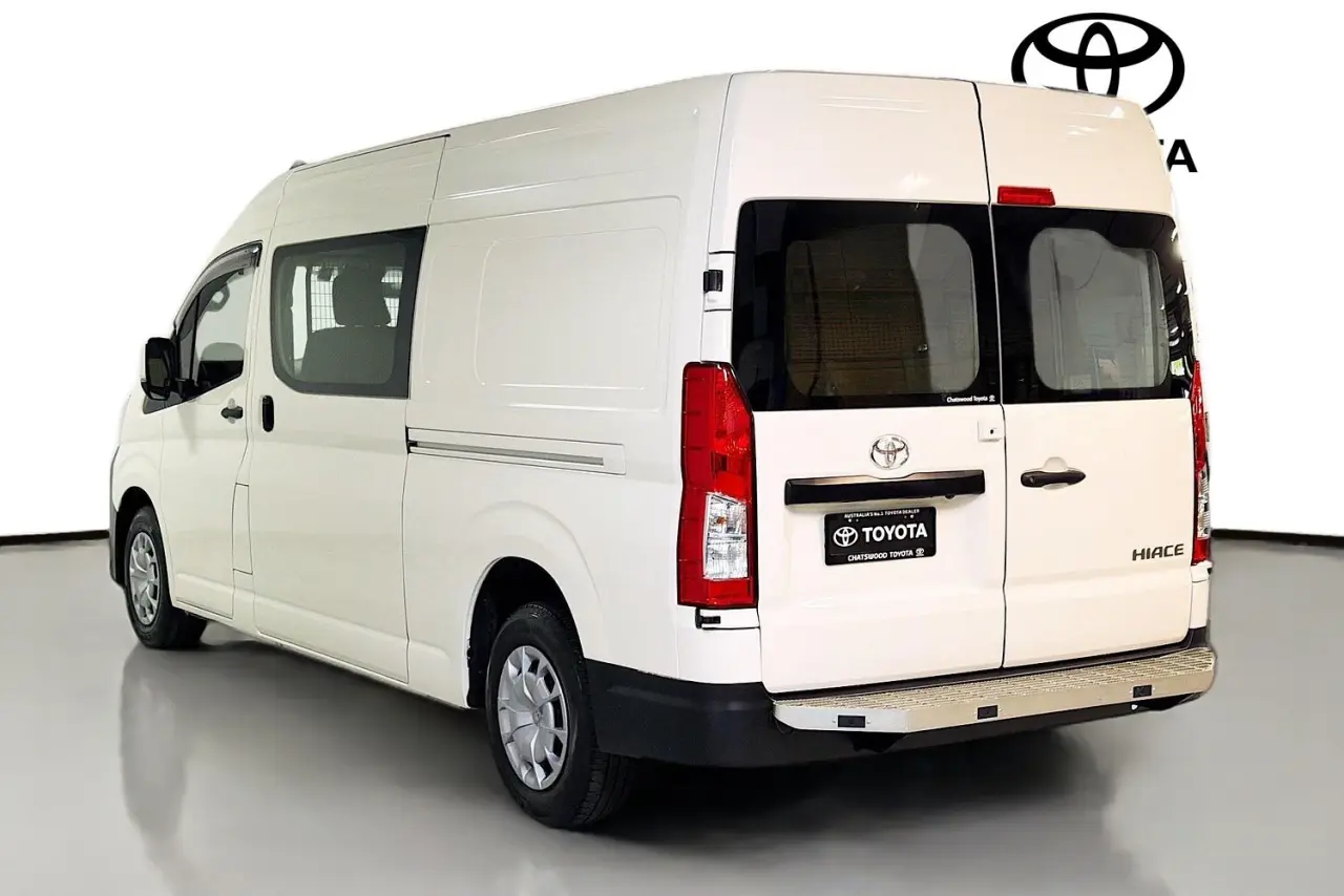 2024 Toyota Hiace Gallery Image 6