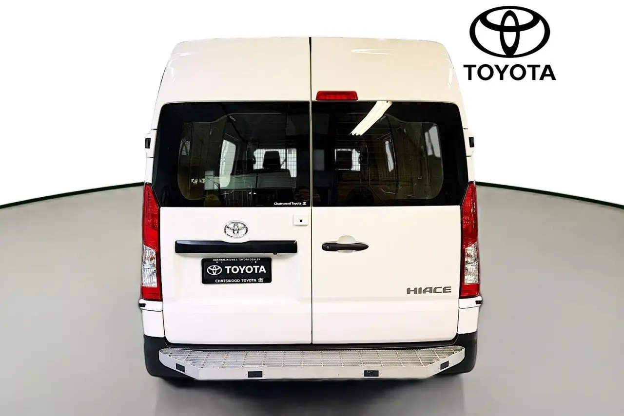 2024 Toyota Hiace Gallery Image 7