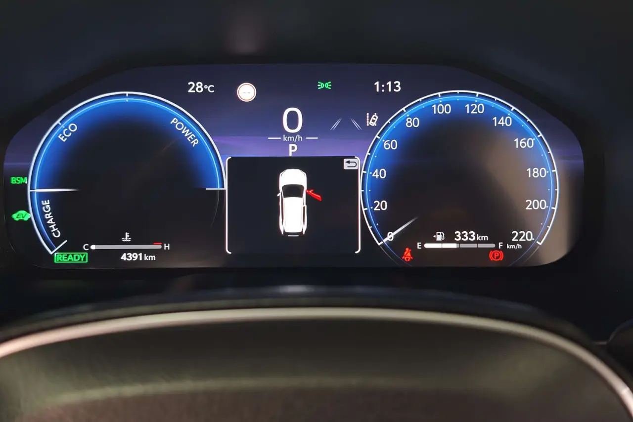 2024 Toyota RAV4 Gallery Image 17