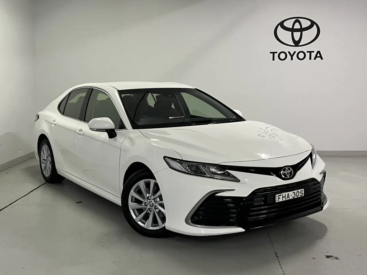 2023 Toyota Camry Gallery Image 1