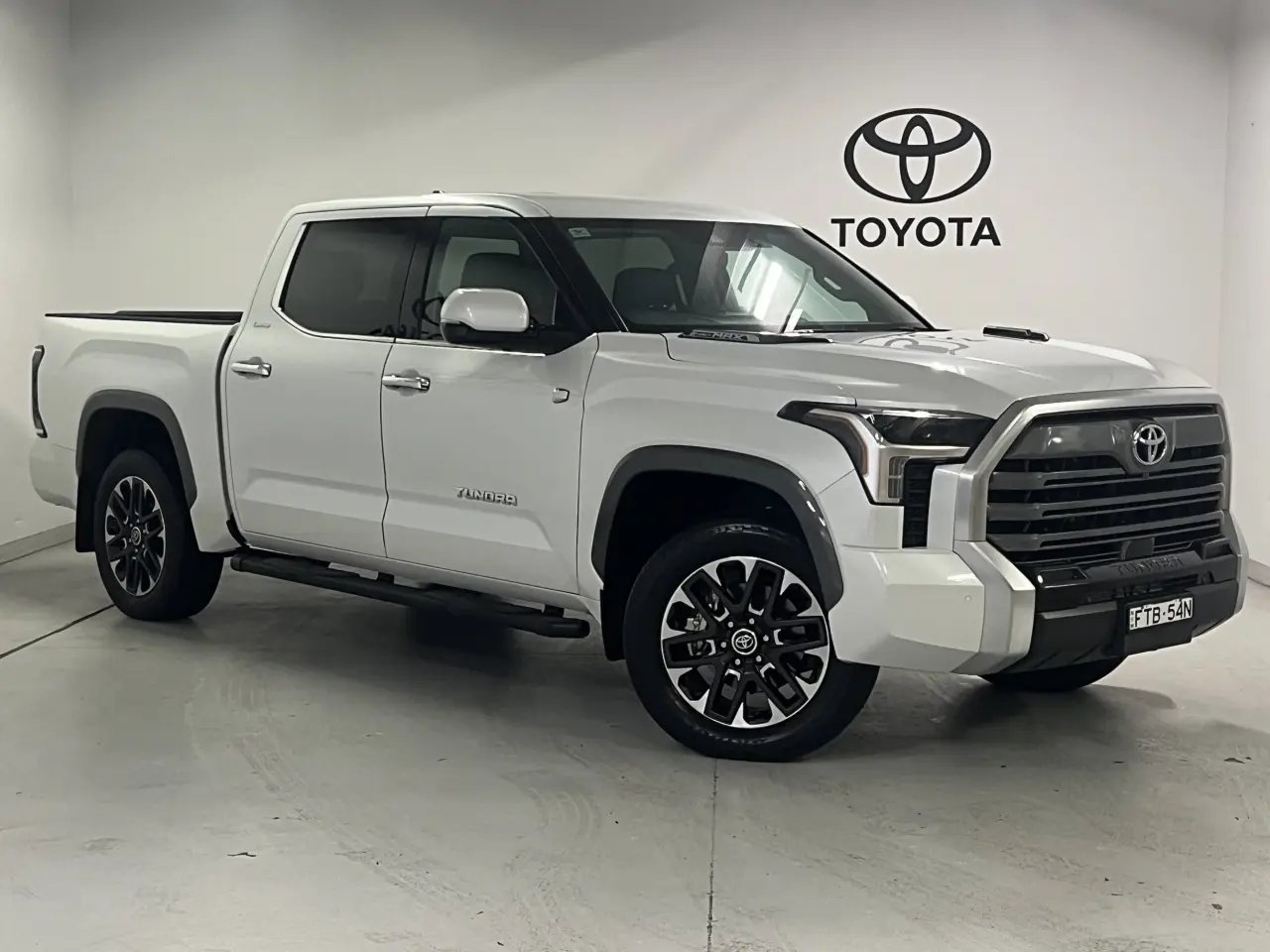 2023 TOYOTA TUNDRA Gallery Image 1