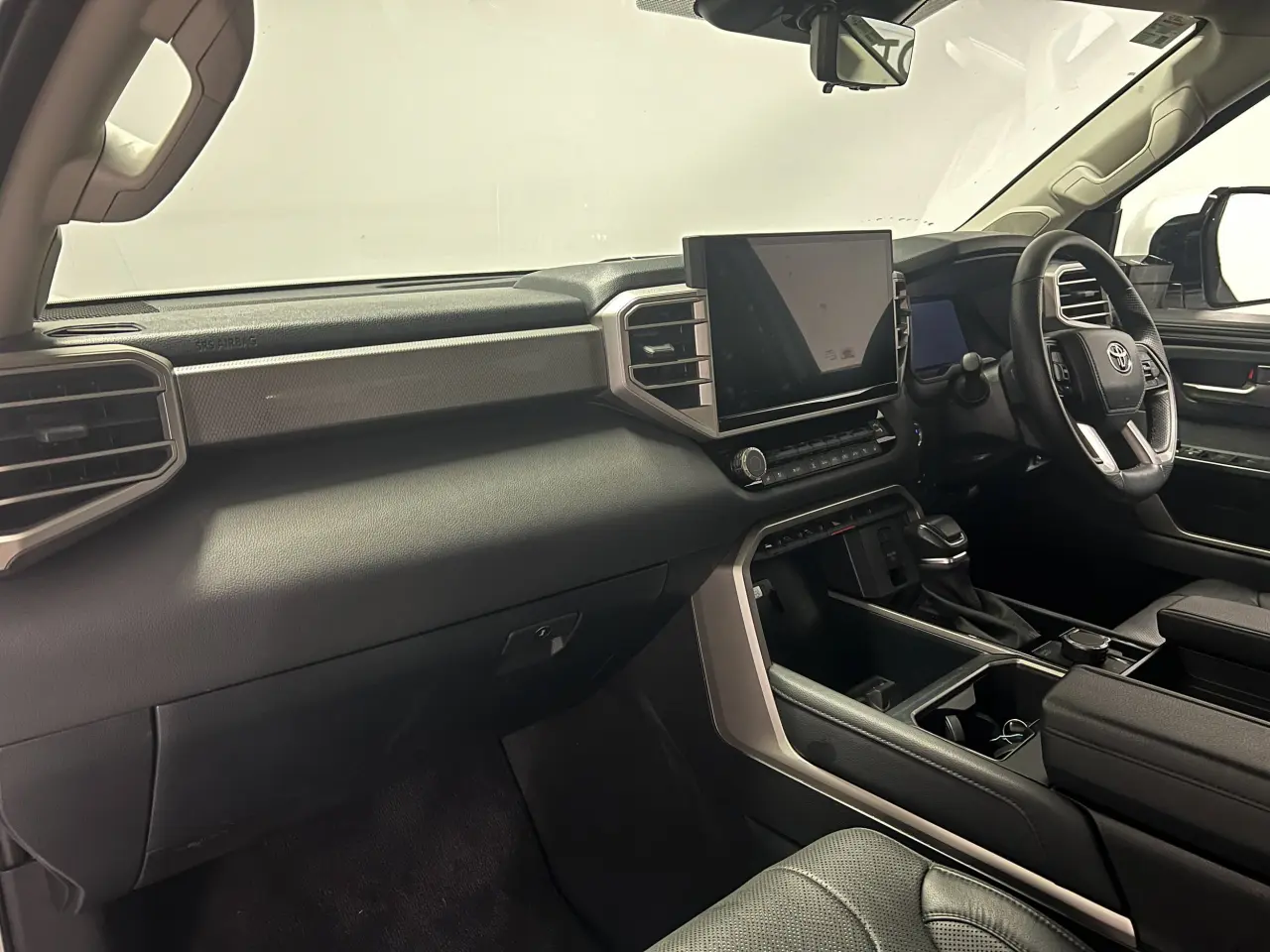 2023 TOYOTA TUNDRA Gallery Image 15