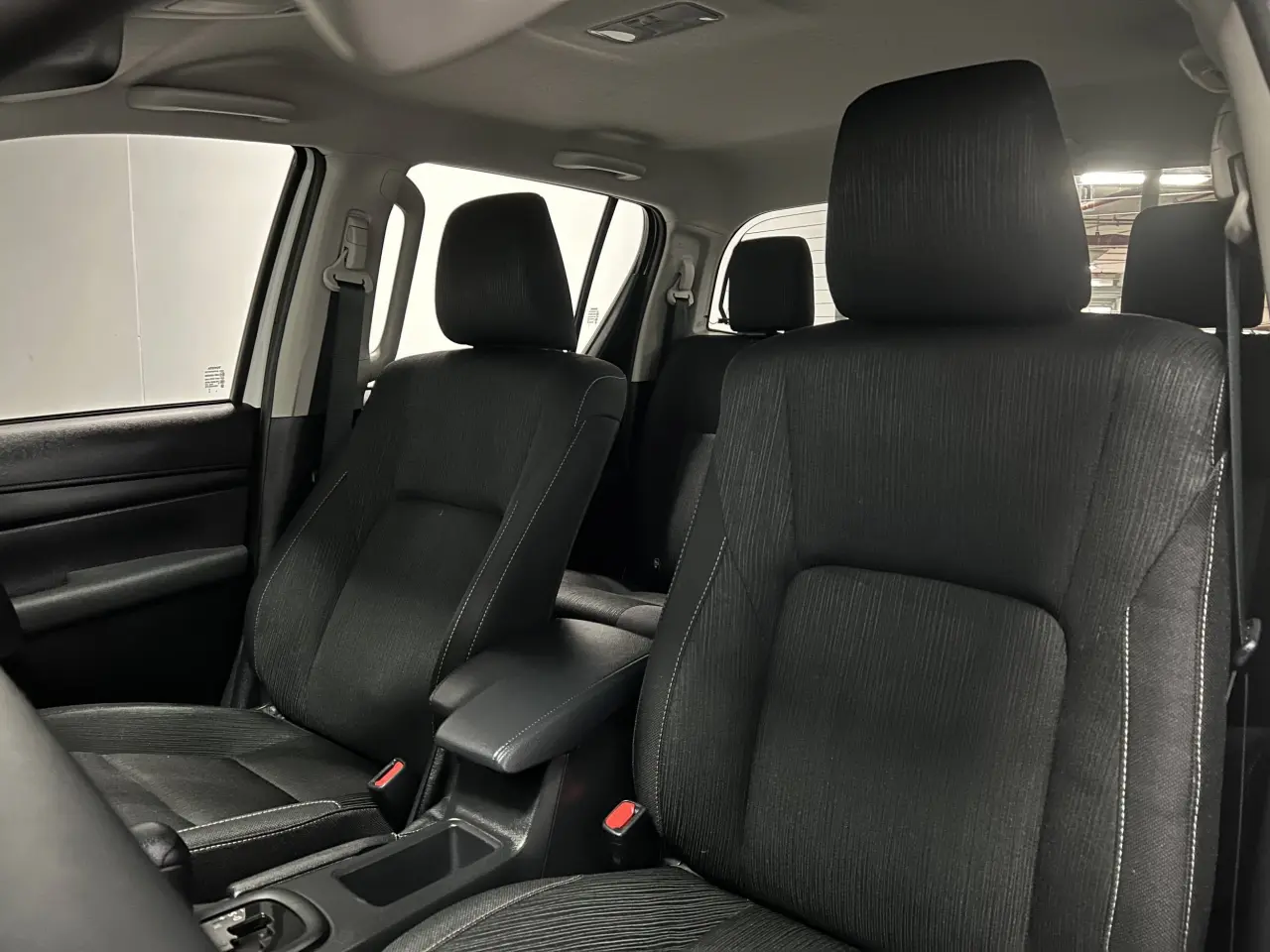 2024 TOYOTA HILUX Gallery Image 15