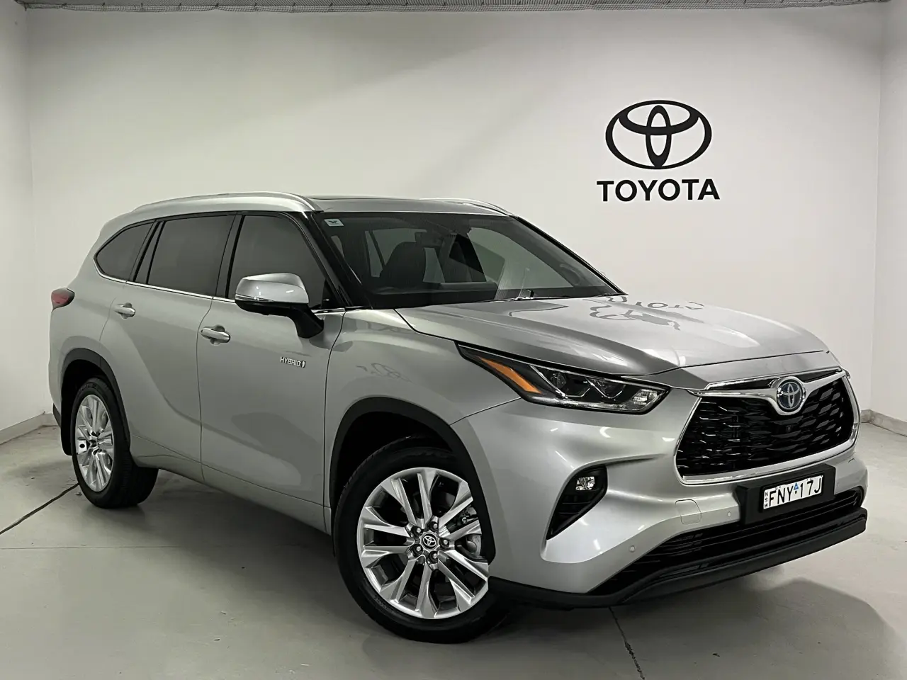 2023 Toyota Kluger Hybrid Gallery Image 1