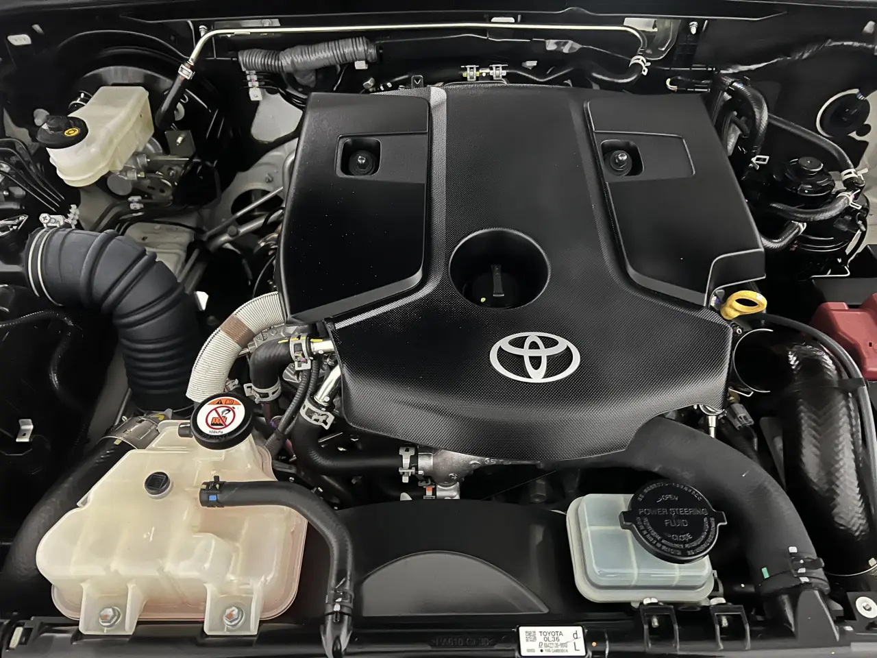 2023 TOYOTA HILUX Gallery Image 20