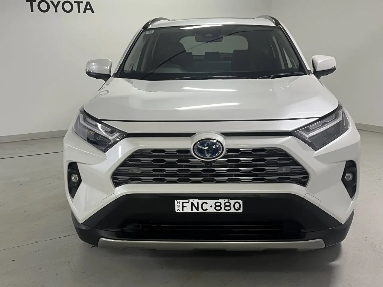 2023 Toyota Rav4 Hybrid Gallery Image 3