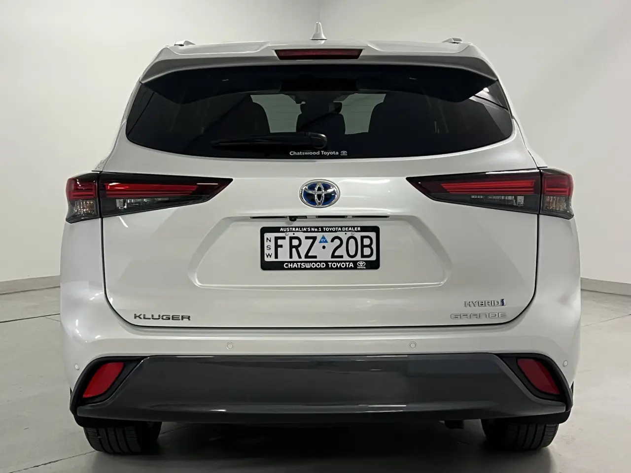 2024 TOYOTA KLUGER HYBRID Gallery Image 7