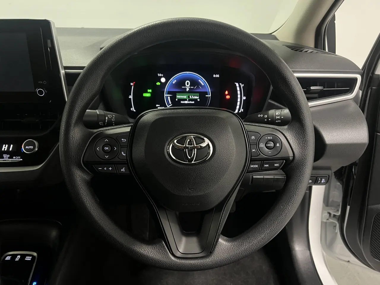 2024 TOYOTA COROLLA SEDAN HYBRID Gallery Image 16