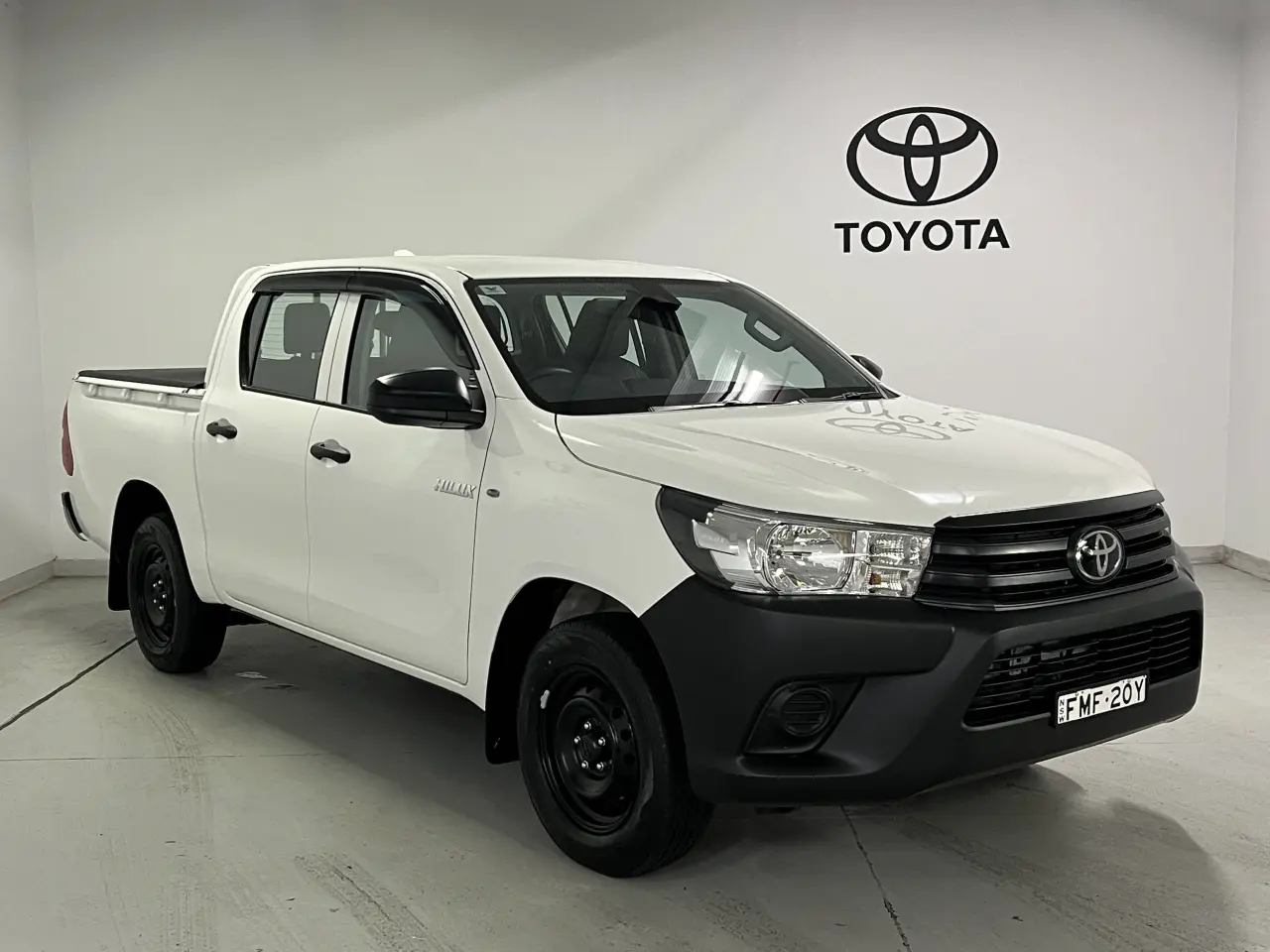 2024 Toyota Hilux Gallery Image 2