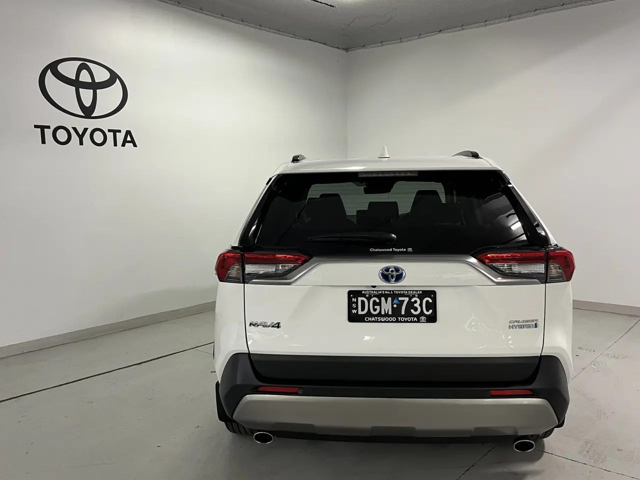 2024 TOYOTA RAV4 HYBRID Image 6