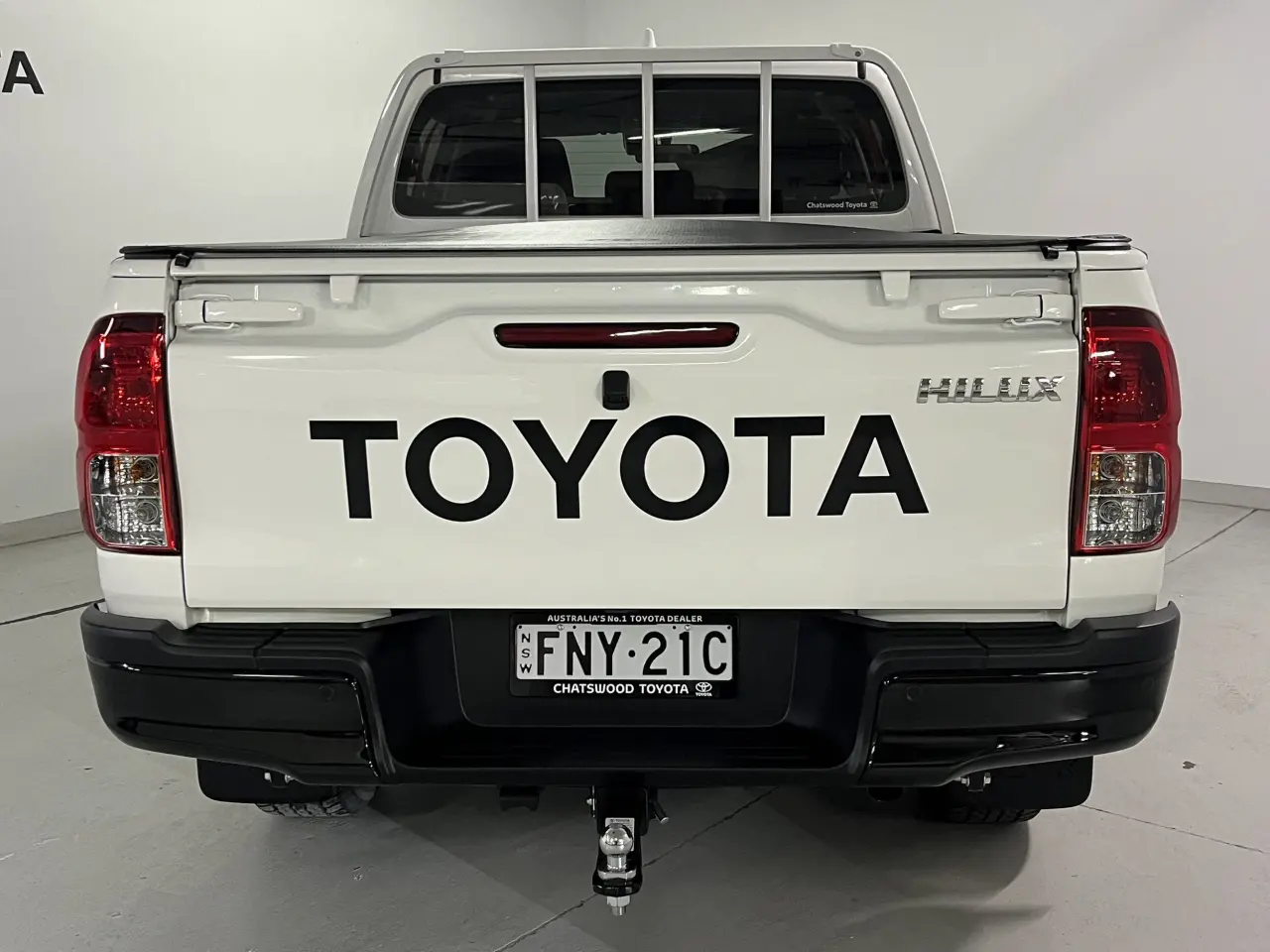 2024 Toyota Hilux Gallery Image 6