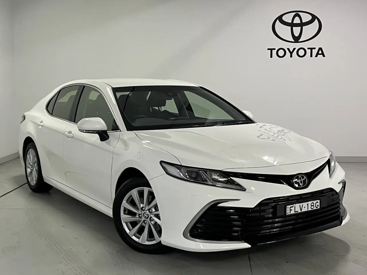 2024 Toyota Camry Gallery Image 1