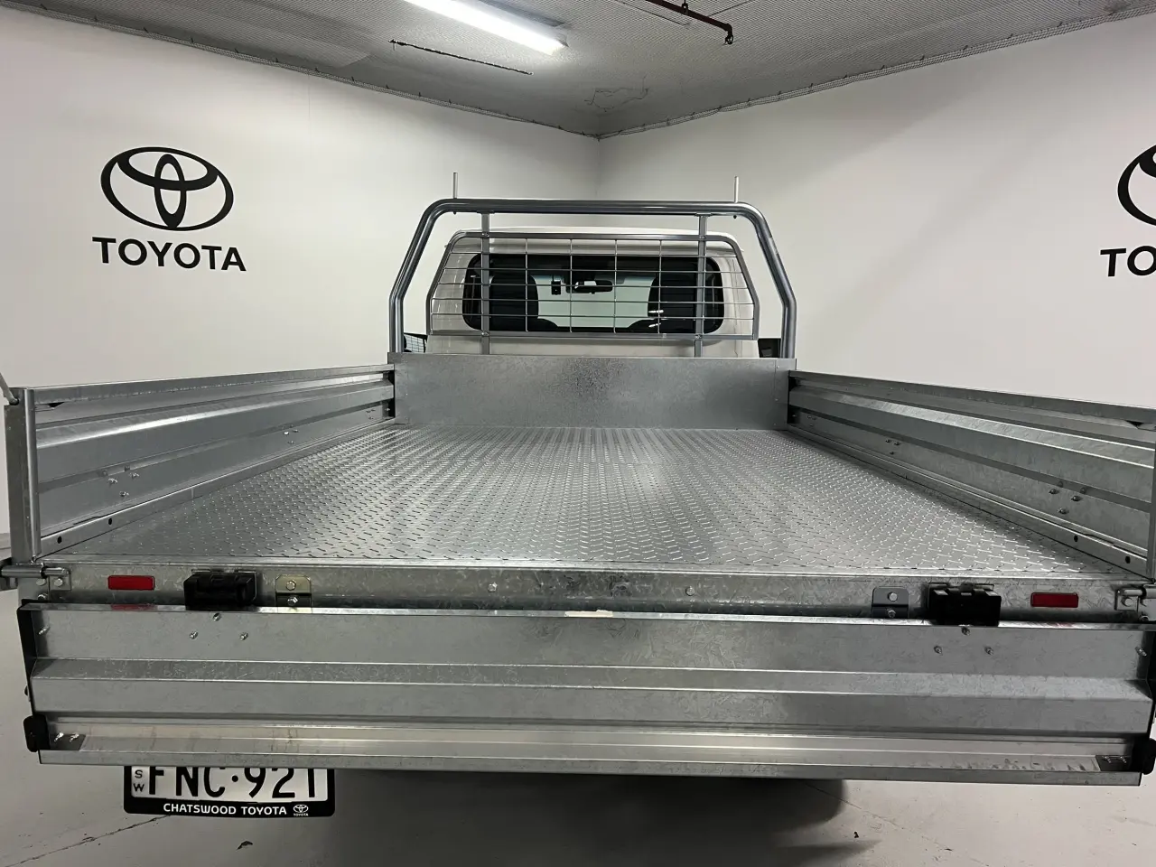 2024 TOYOTA LC MILITARY Gallery Image 11