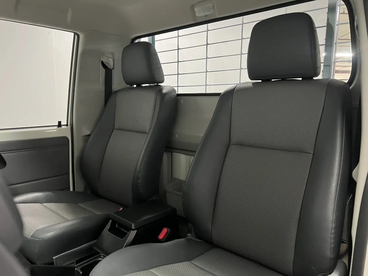 2024 TOYOTA LC MILITARY Gallery Image 15
