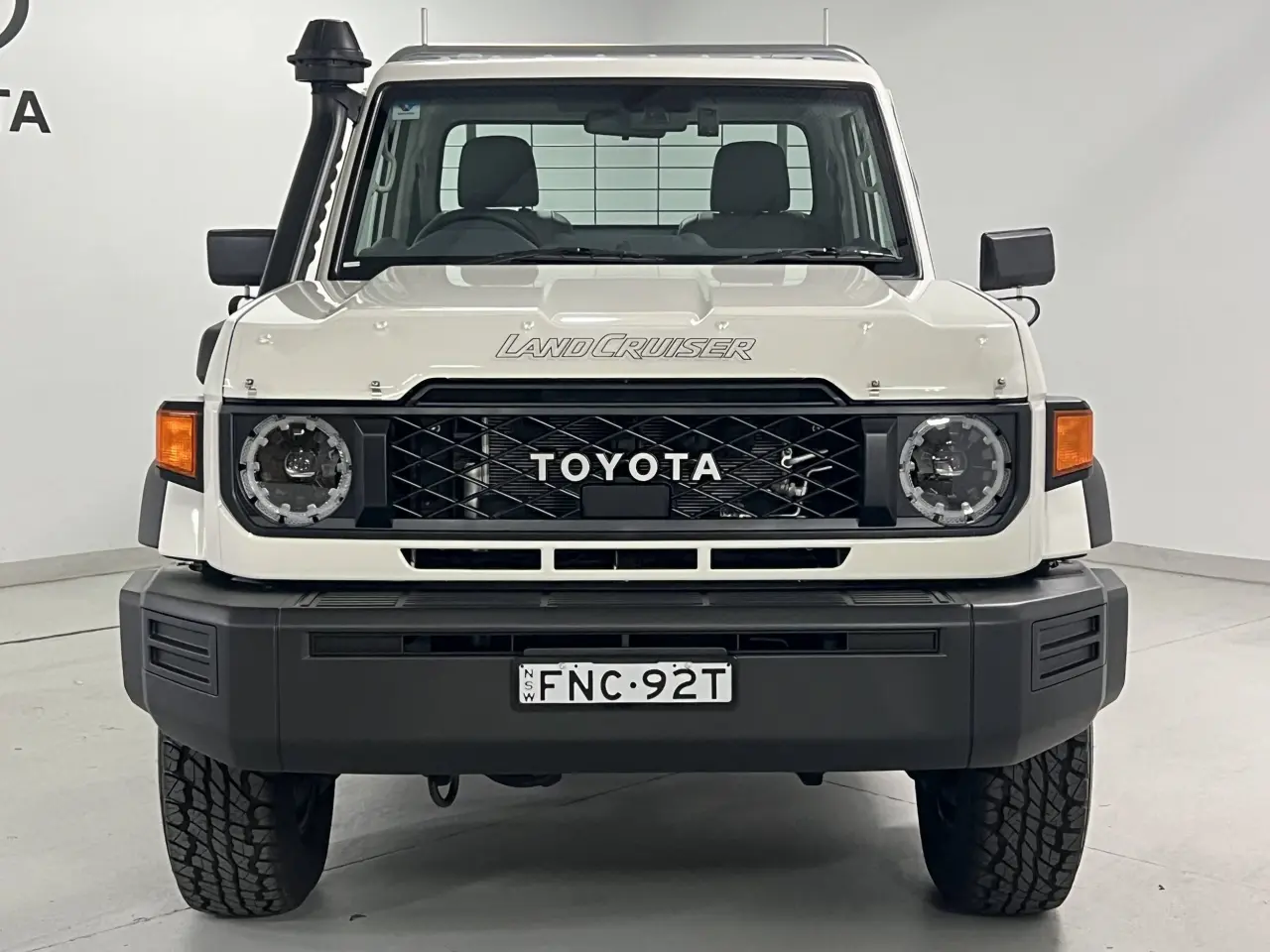 2024 TOYOTA LC MILITARY Gallery Image 3