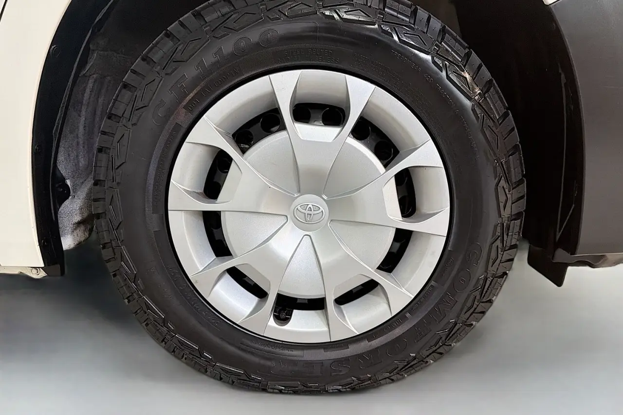 2024 Toyota Hiace Gallery Image 27