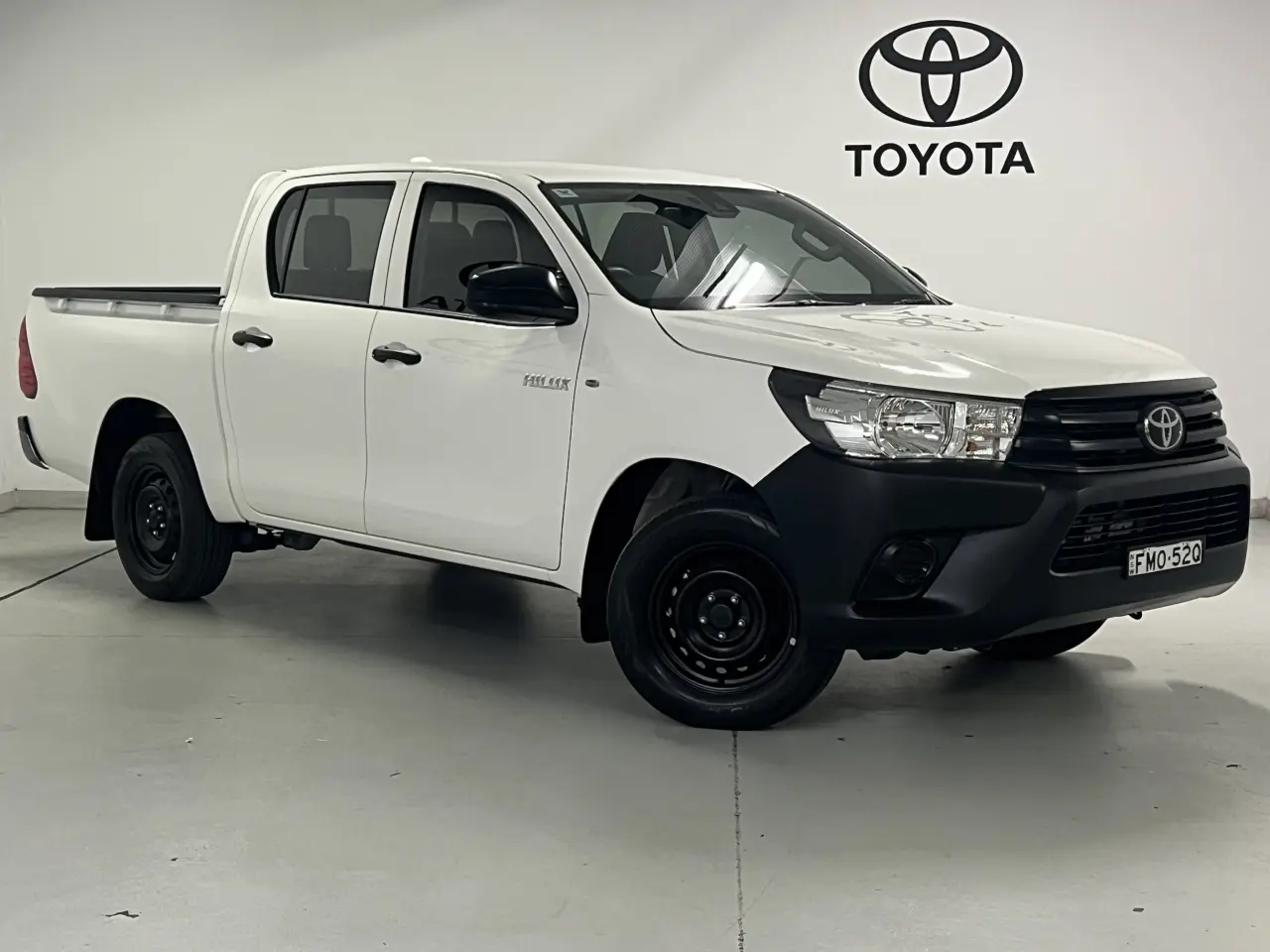 2024 TOYOTA HILUX Gallery Image 1