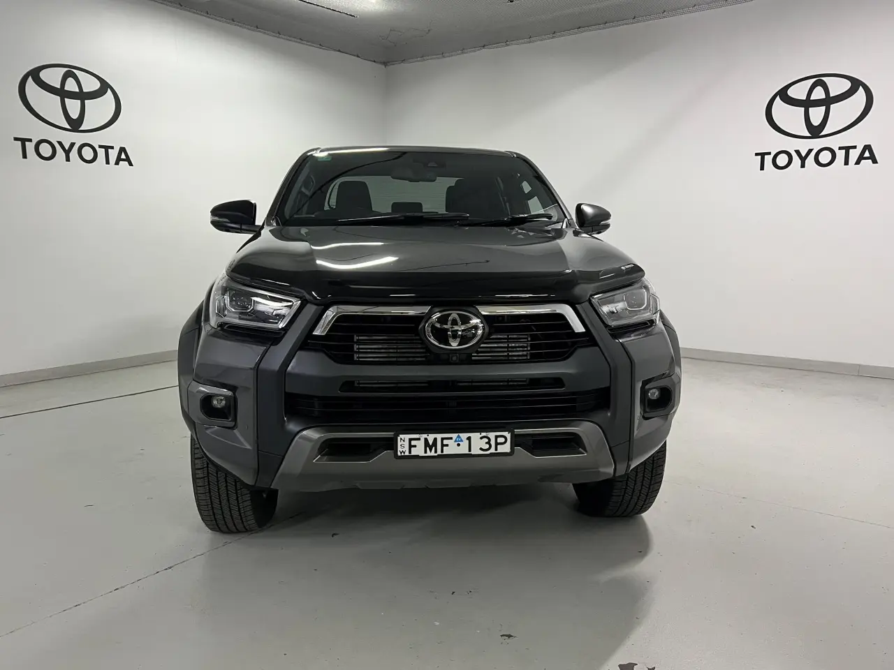 2024 TOYOTA HILUX Gallery Image 2