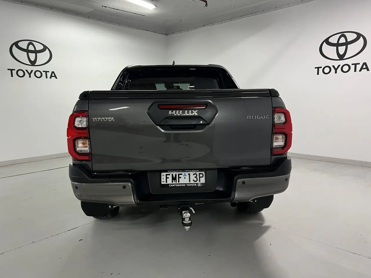 2024 TOYOTA HILUX Gallery Image 6