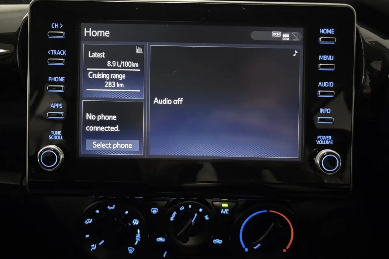 2025 Toyota Hilux Gallery Image 20