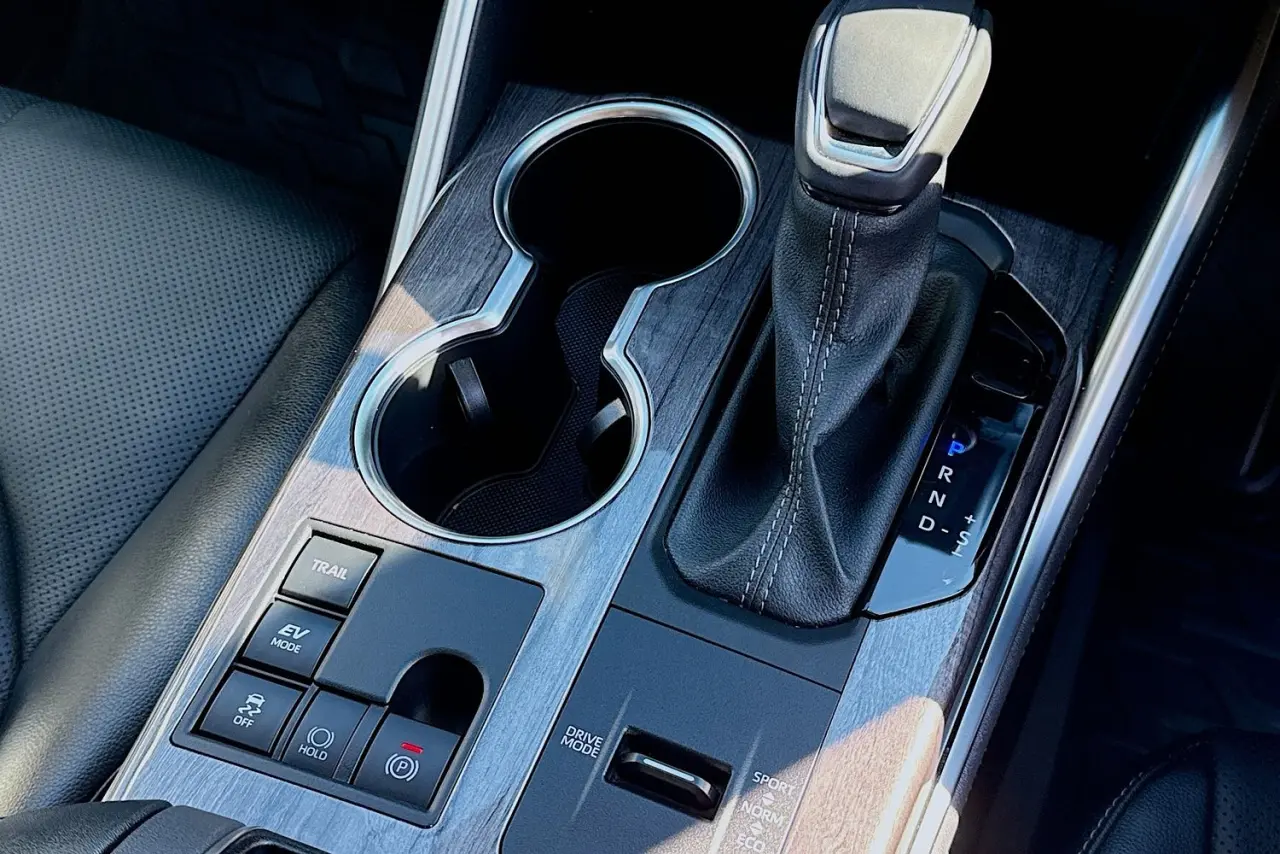 2025 Toyota Kluger Gallery Image 18