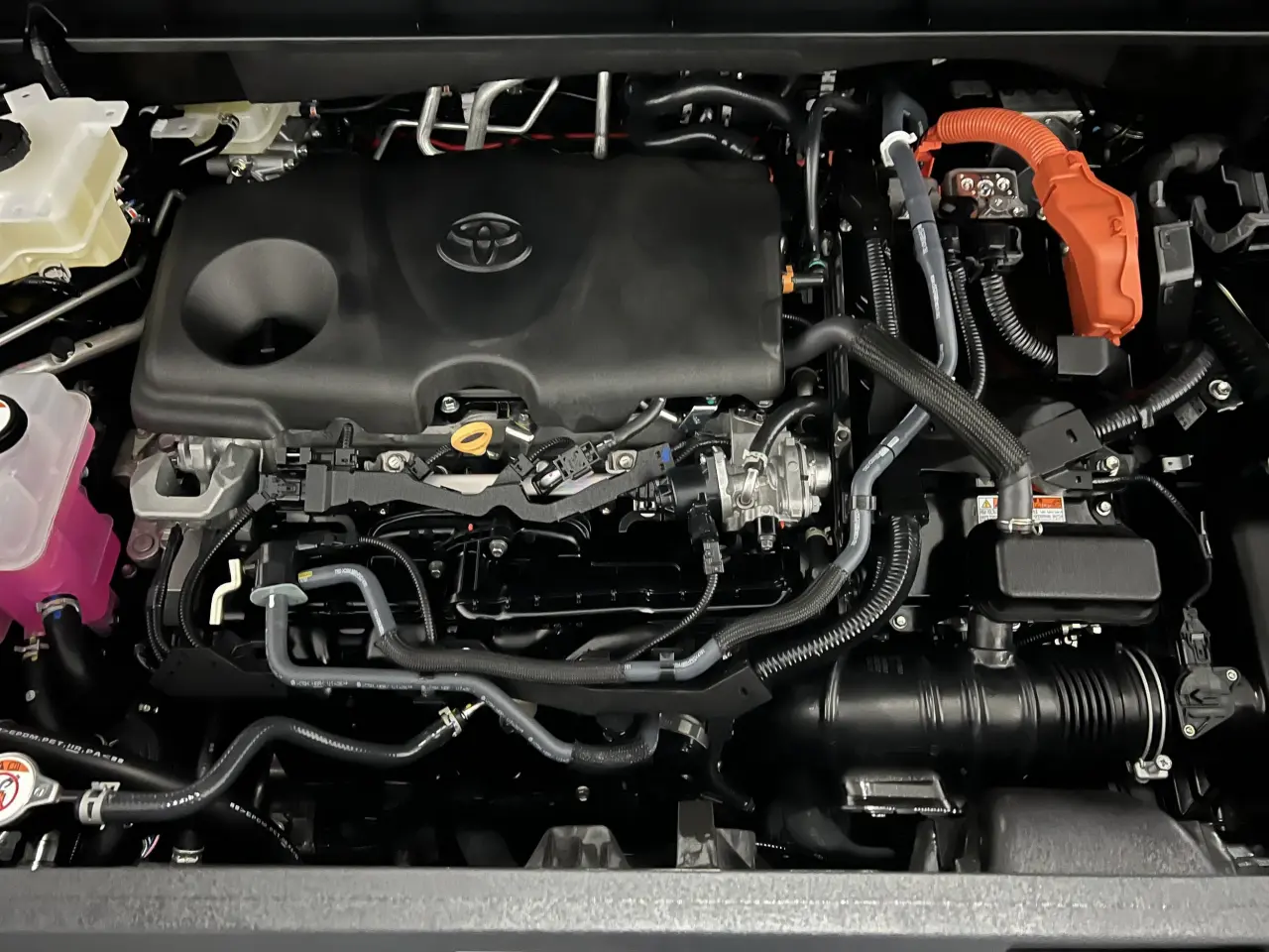 2024 TOYOTA KLUGER HYBRID Gallery Image 21