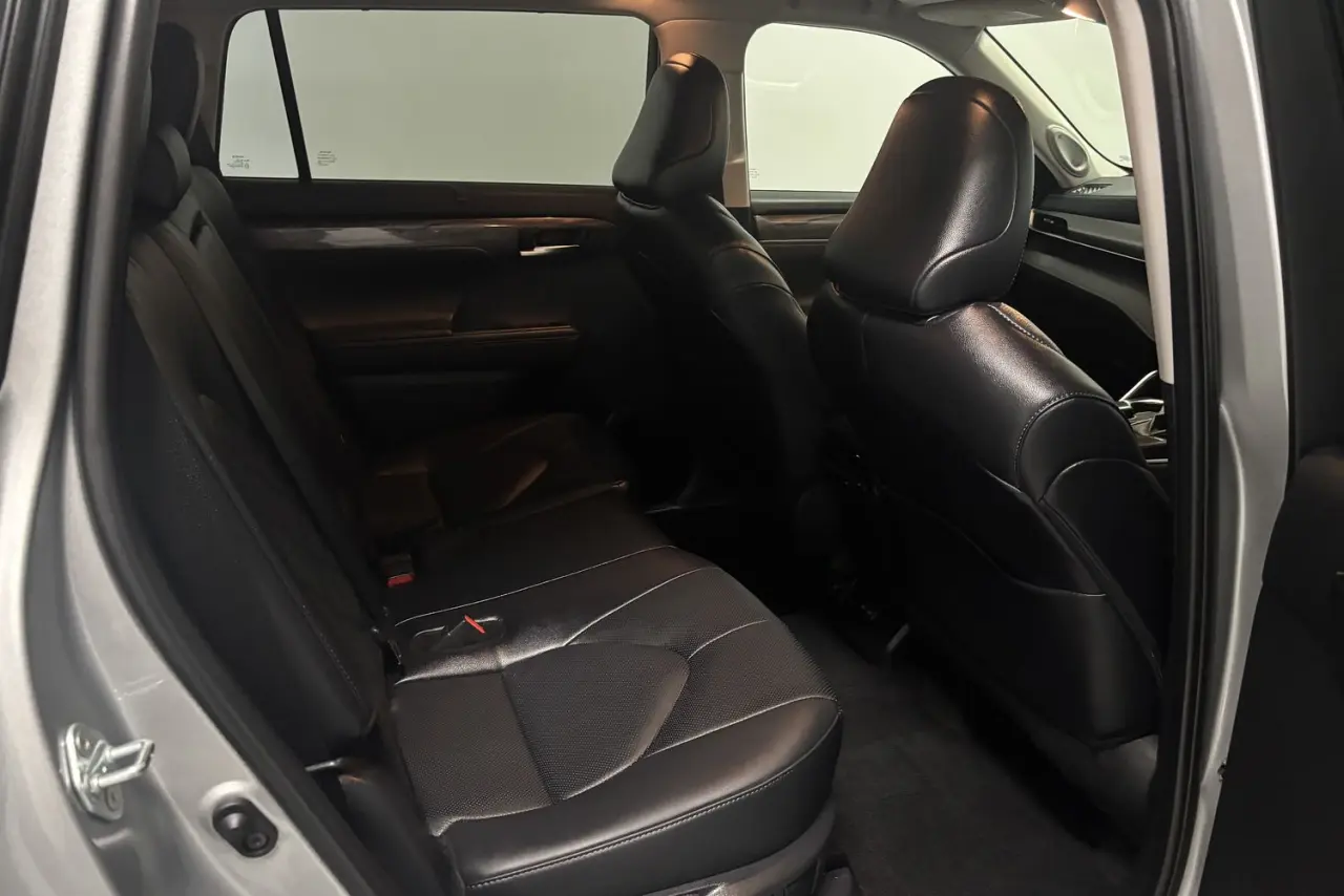 2024 Toyota Kluger Gallery Image 11