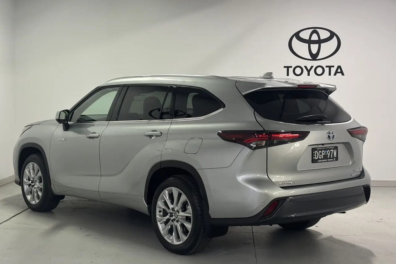 2024 Toyota Kluger Gallery Image 8