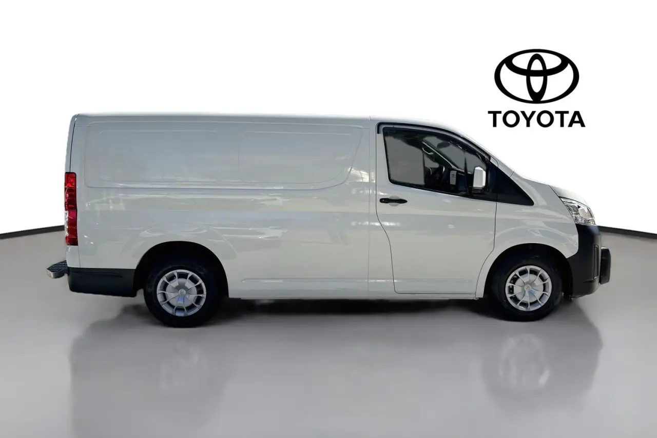 2024 Toyota Hiace Gallery Image 11