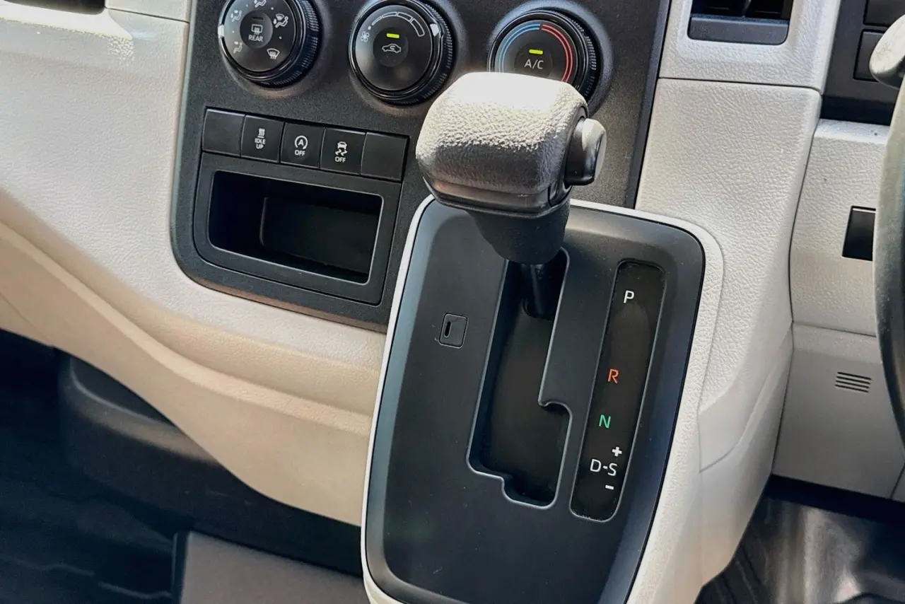 2024 Toyota Hiace Gallery Image 17