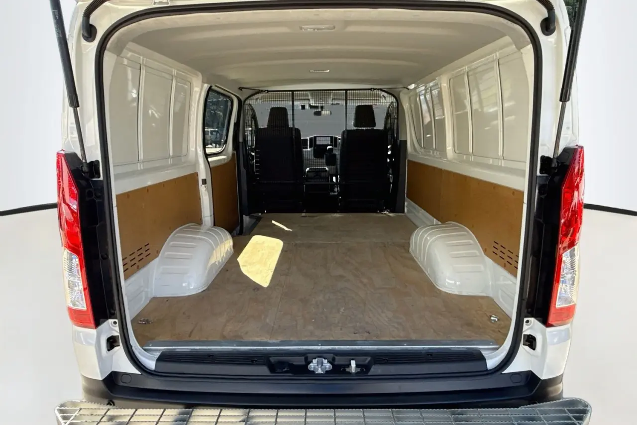 2024 Toyota Hiace Gallery Image 26