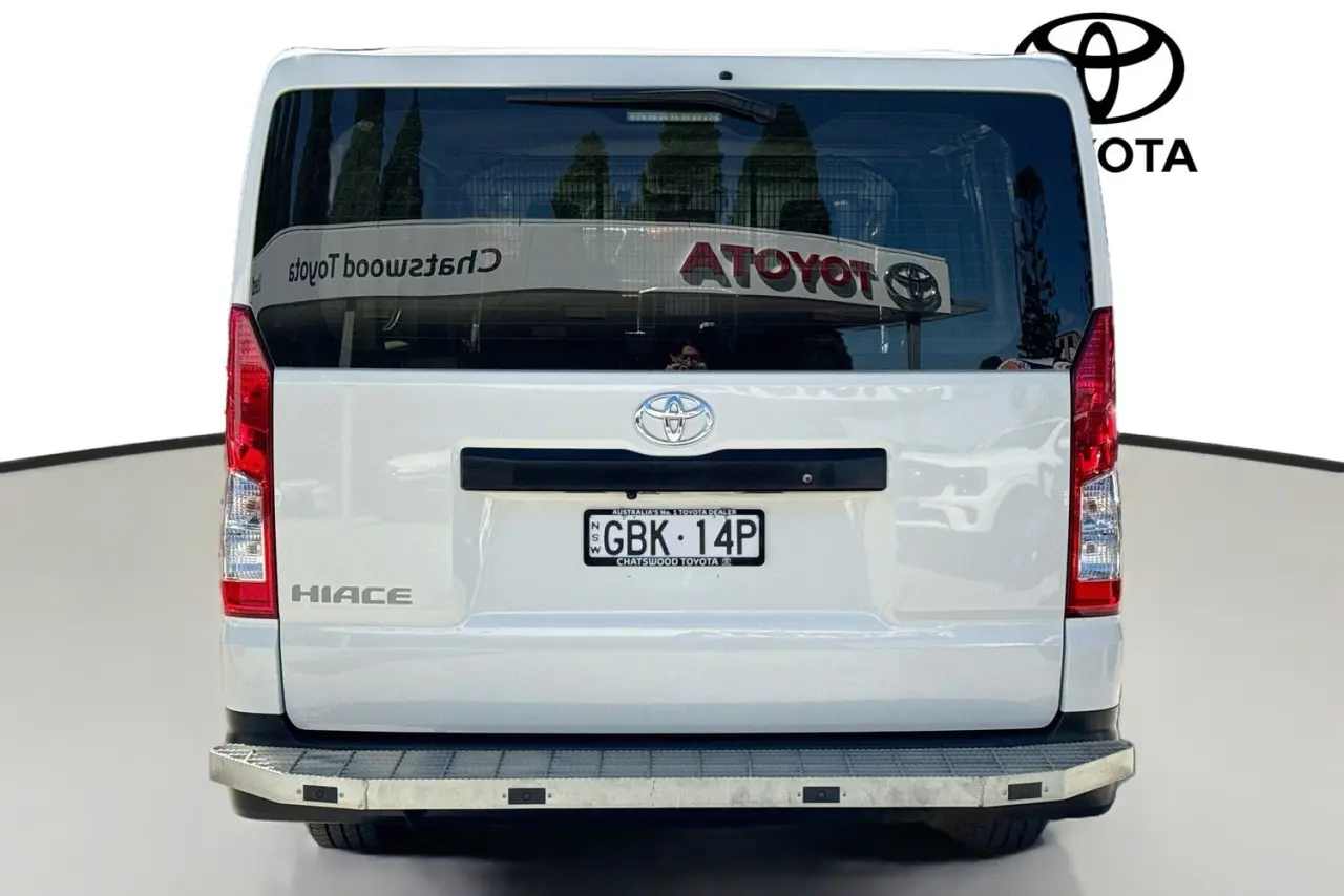 2024 Toyota Hiace Gallery Image 7