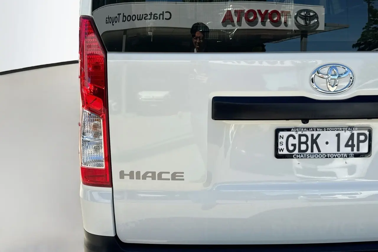2024 Toyota Hiace Gallery Image 8