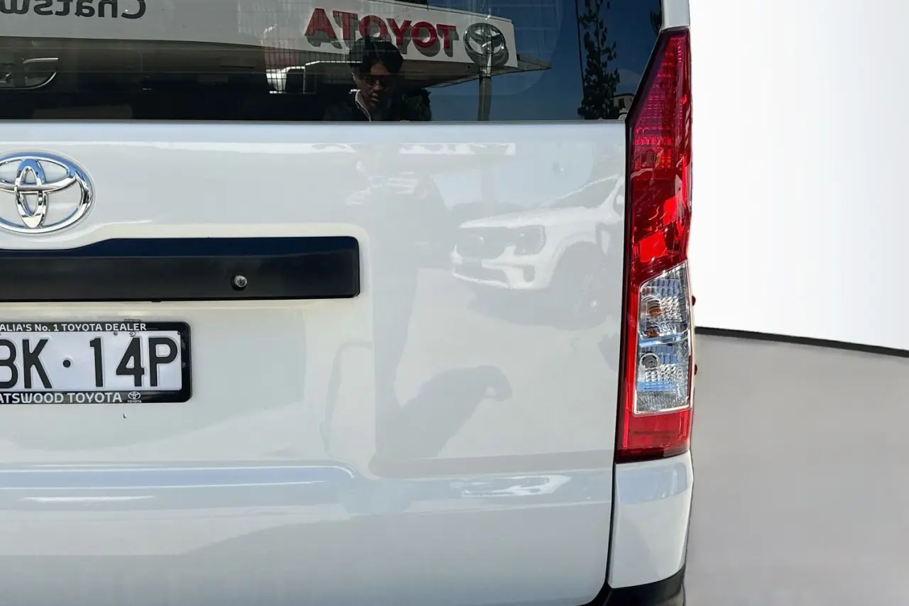 2024 Toyota Hiace Gallery Image 9