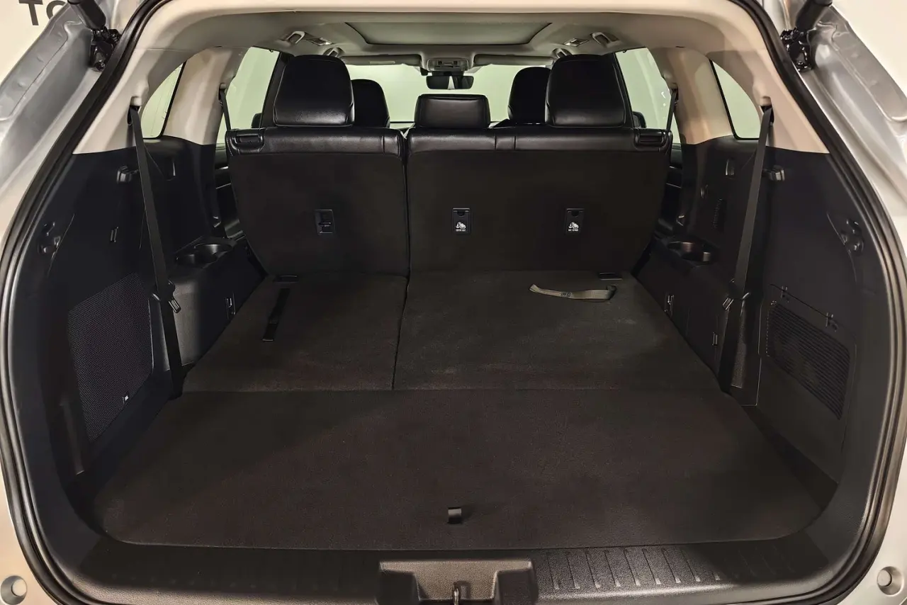 2025 Toyota Kluger Gallery Image 12