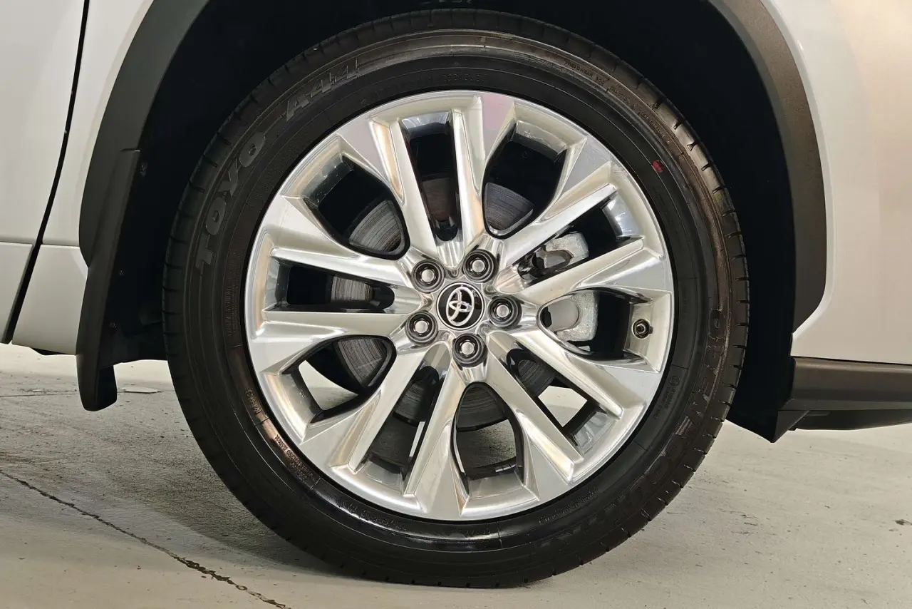 2025 Toyota Kluger Gallery Image 5