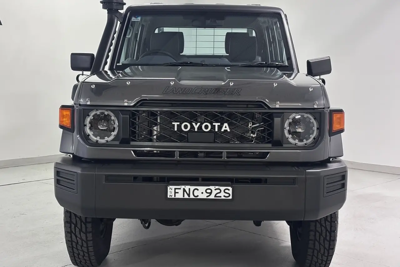 2024 Toyota Landcruiser Gallery Image 3