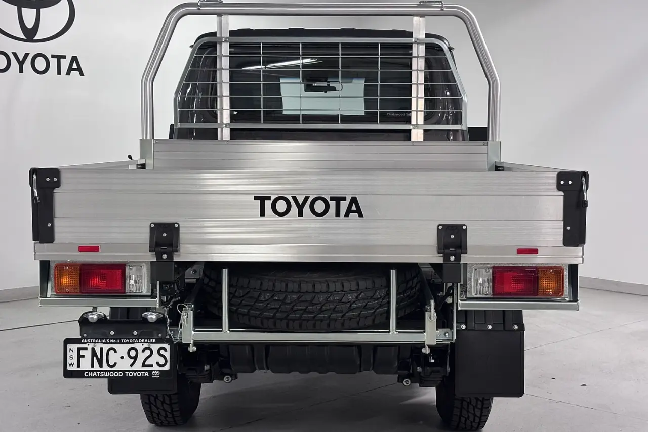 2024 Toyota Landcruiser Gallery Image 7