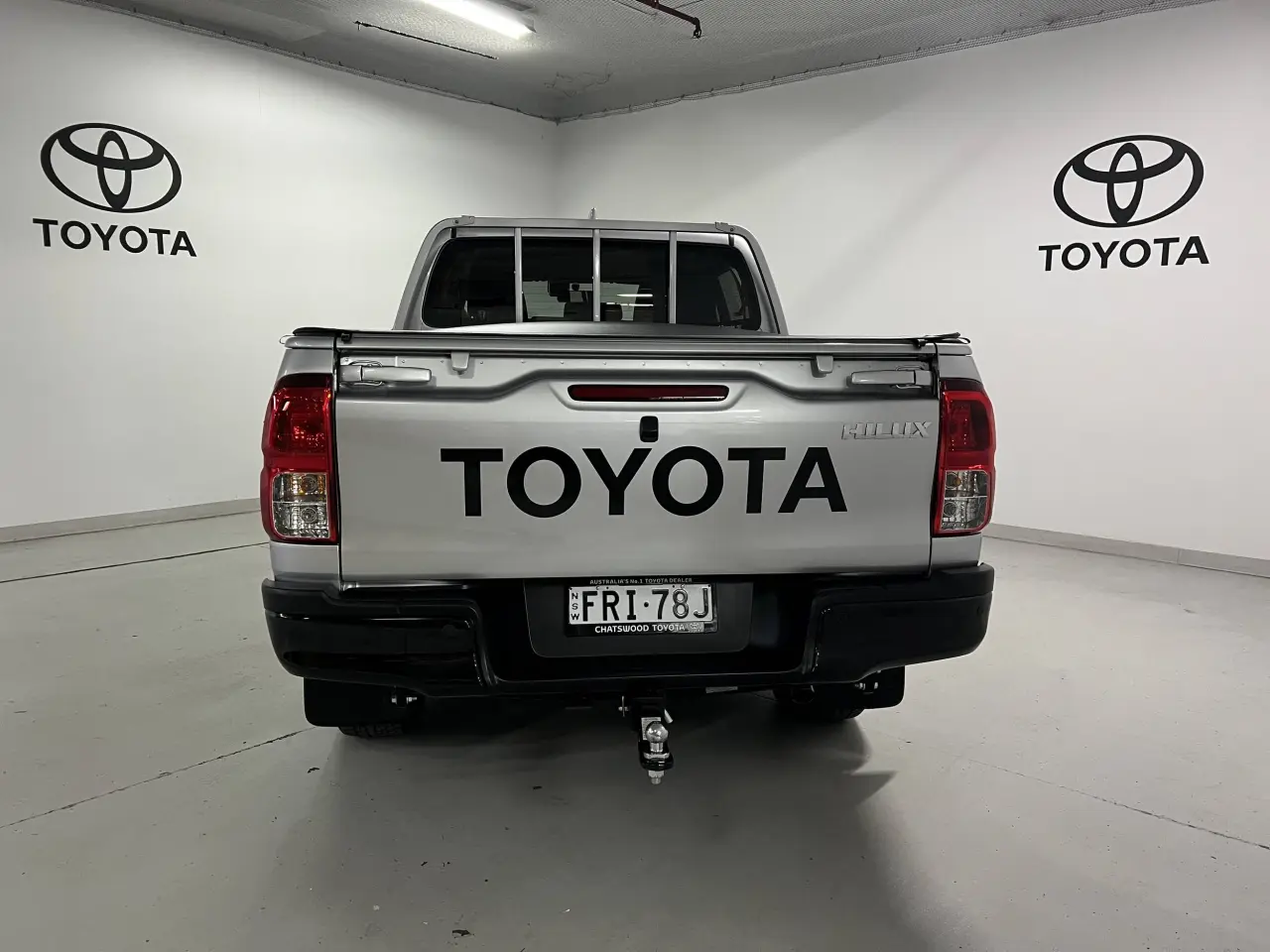 2024 TOYOTA HILUX Gallery Image 6