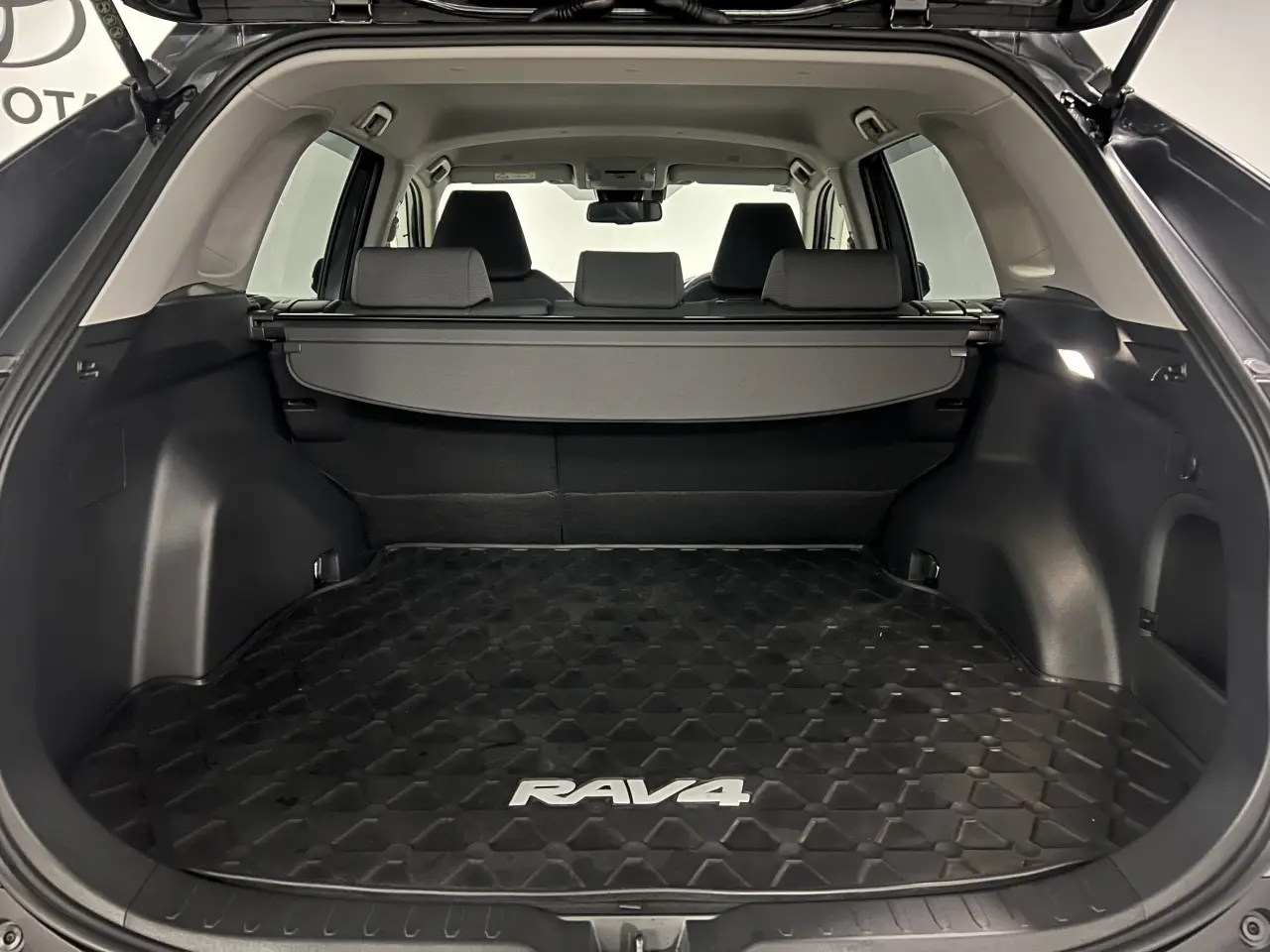 2024 TOYOTA RAV4 HYBRID Gallery Image 12