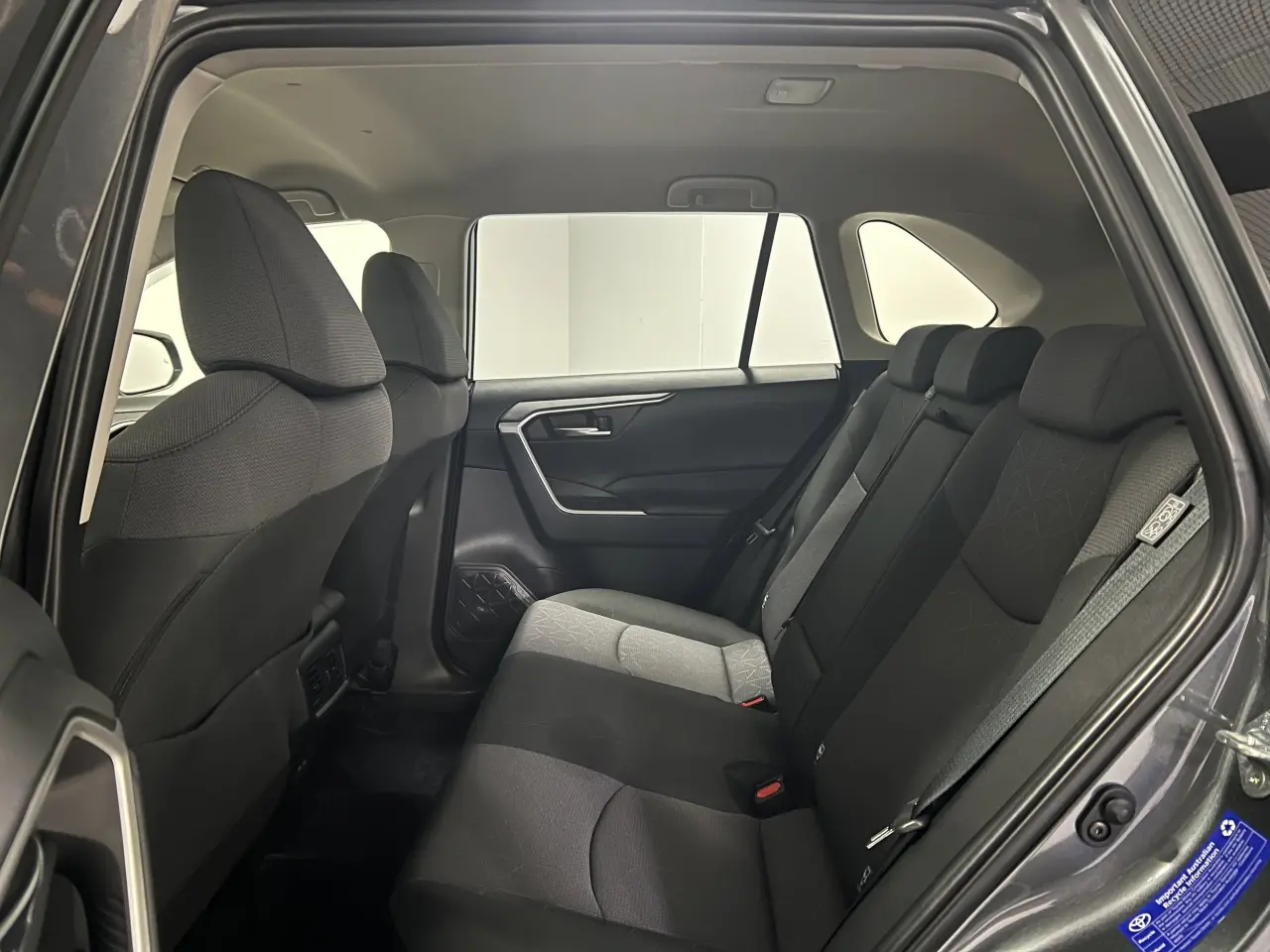 2024 TOYOTA RAV4 HYBRID Gallery Image 14