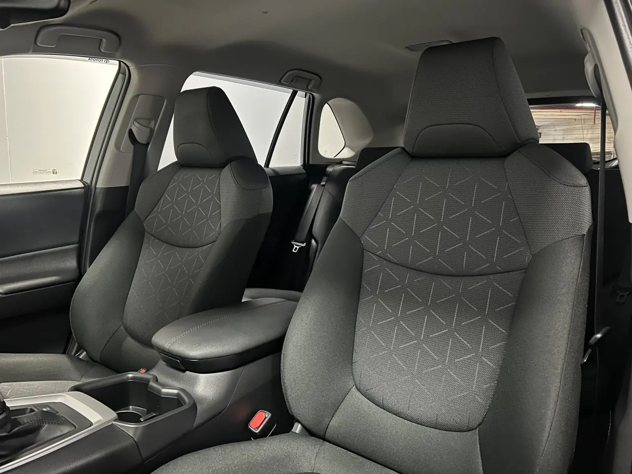 2024 TOYOTA RAV4 HYBRID Gallery Image 16