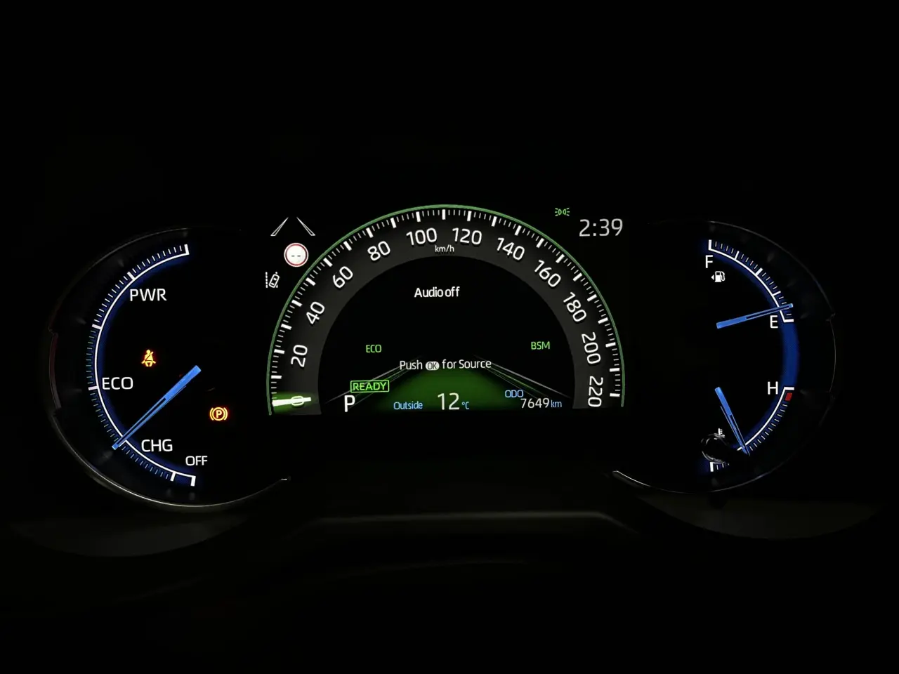 2024 TOYOTA RAV4 HYBRID Gallery Image 18