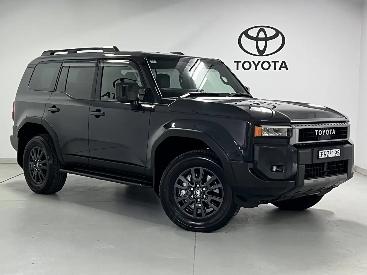 2024 TOYOTA PRADO Gallery Image 1