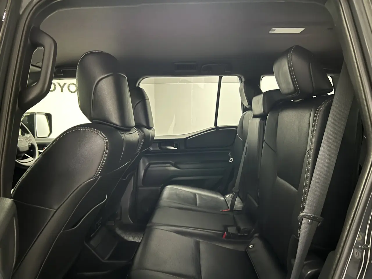 2024 TOYOTA PRADO Gallery Image 15